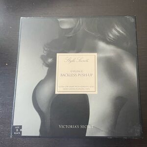 Victoria’s Secret U-Plunge Backless Push-Up Bra